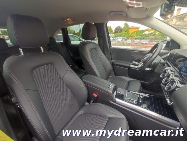 MERCEDES-BENZ B 180 d 116CV Automatic Sport