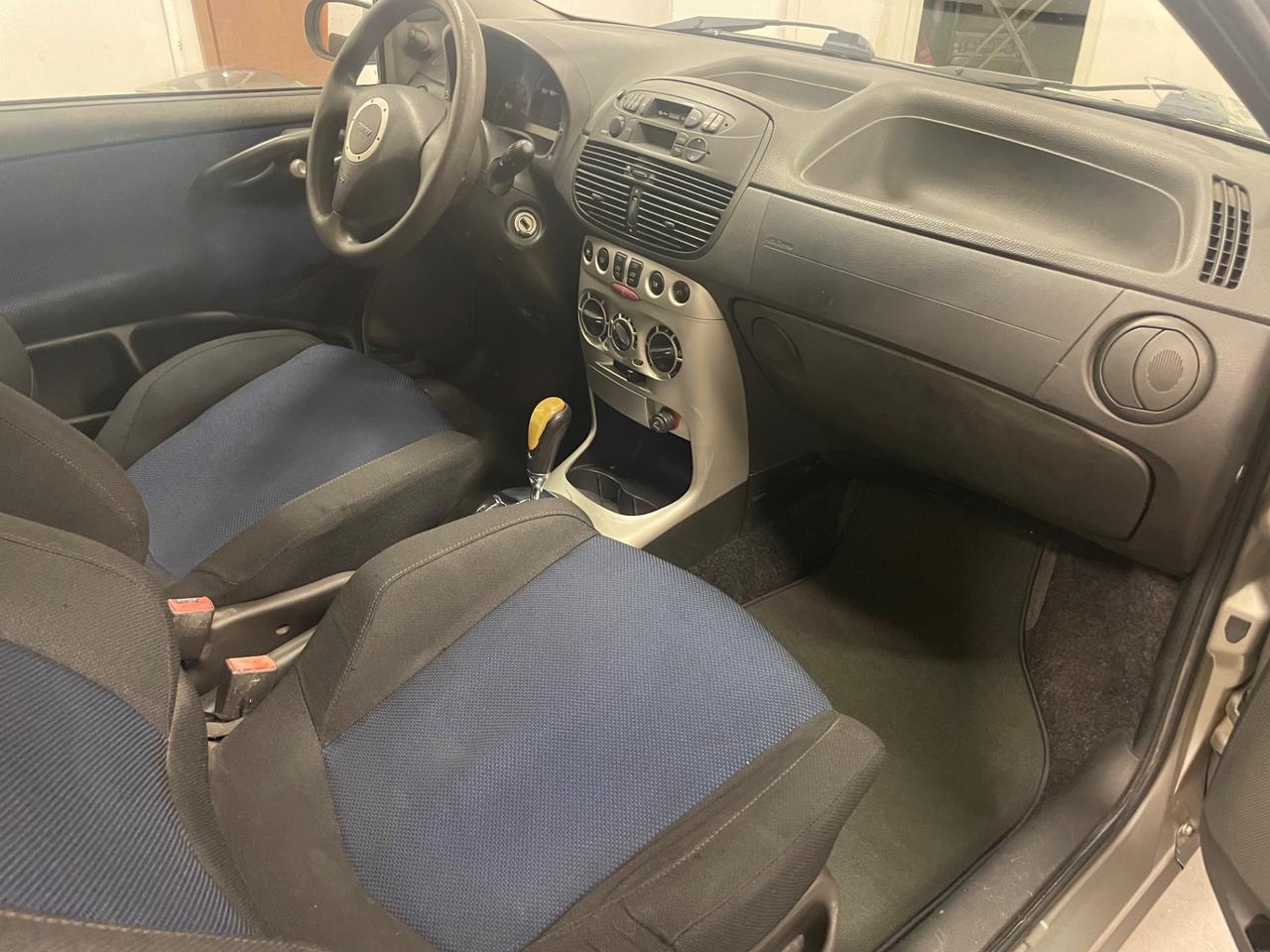 Fiat Punto 1.2i 16V cat 3 porte Speedgear ELX