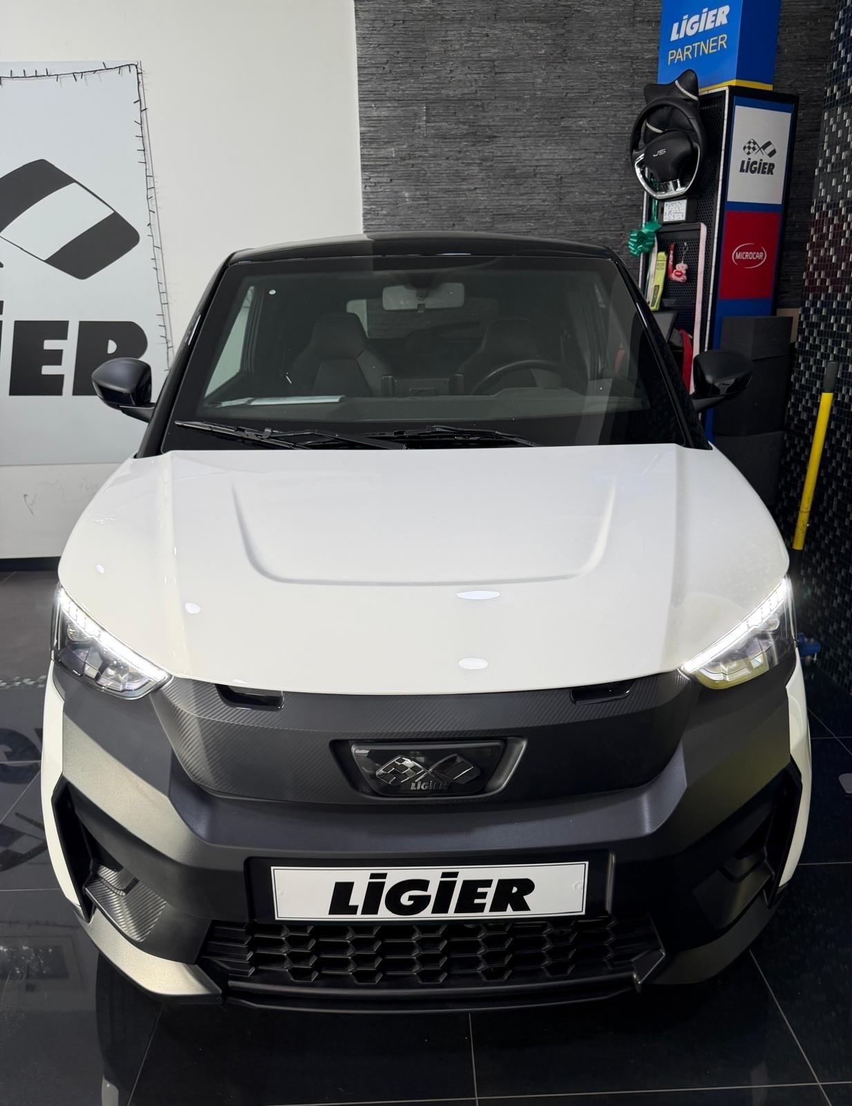 Ligier JS JS50 SELECT CONFORT