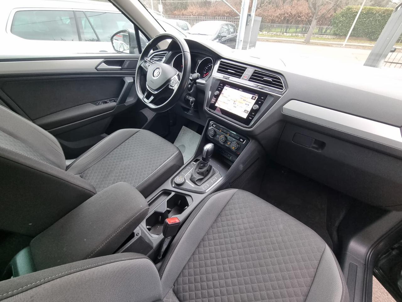 Volkswagen Tiguan 2.0 TDI SCR DSG 4MOTION Business BMT