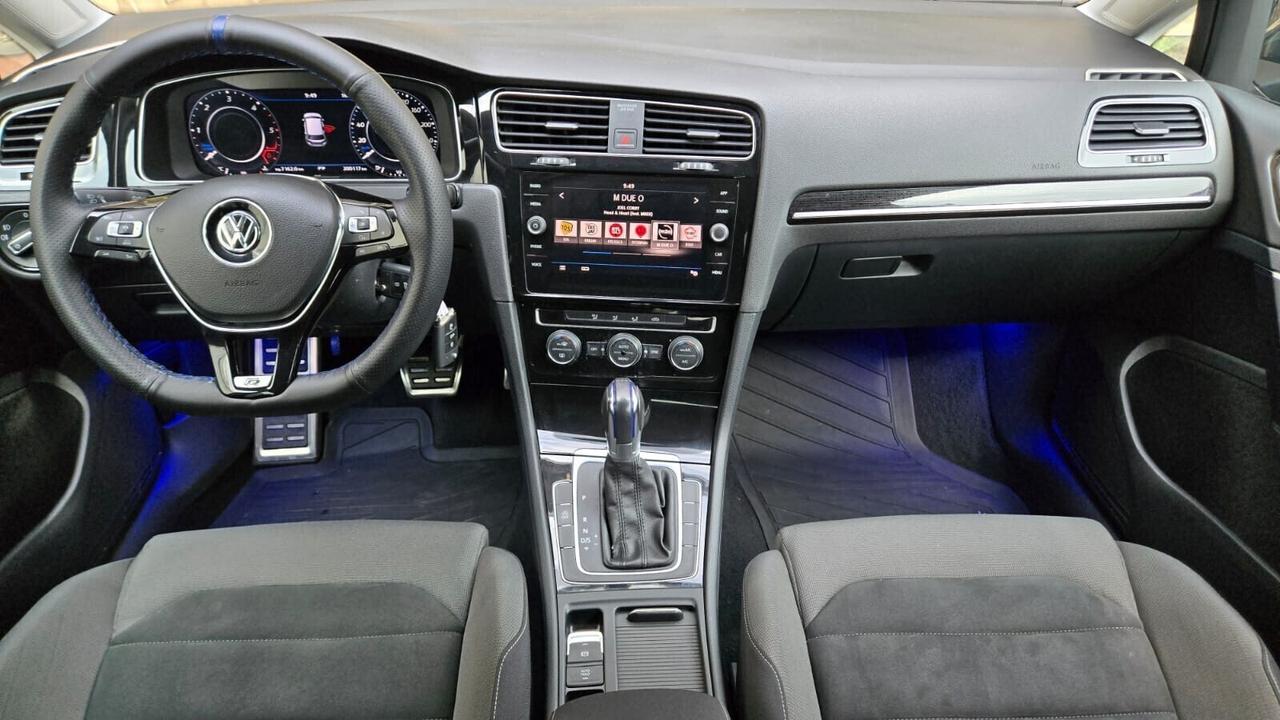 Volkswagen Golf 7.5 R-Line 1.6 TDI 115CV DSG Highl