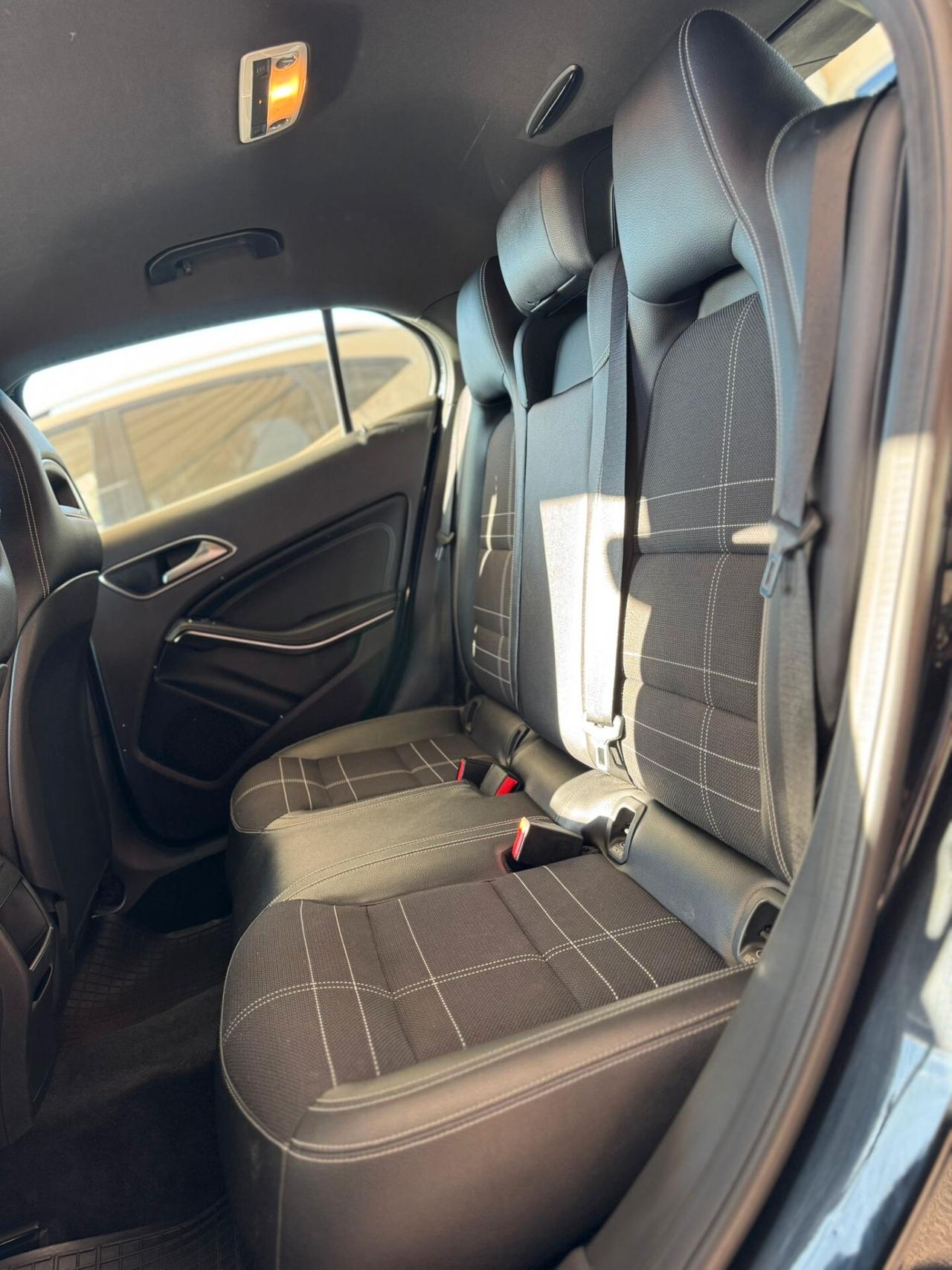 Mercedes-benz GLA 220 CDI Automatic 4Matic Premium