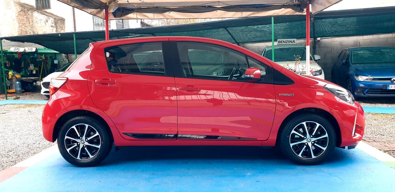 TOYOTA YARIS 1.5 BENZINA/IBRIDA 2019 GARANZIA CASA TOYOTA