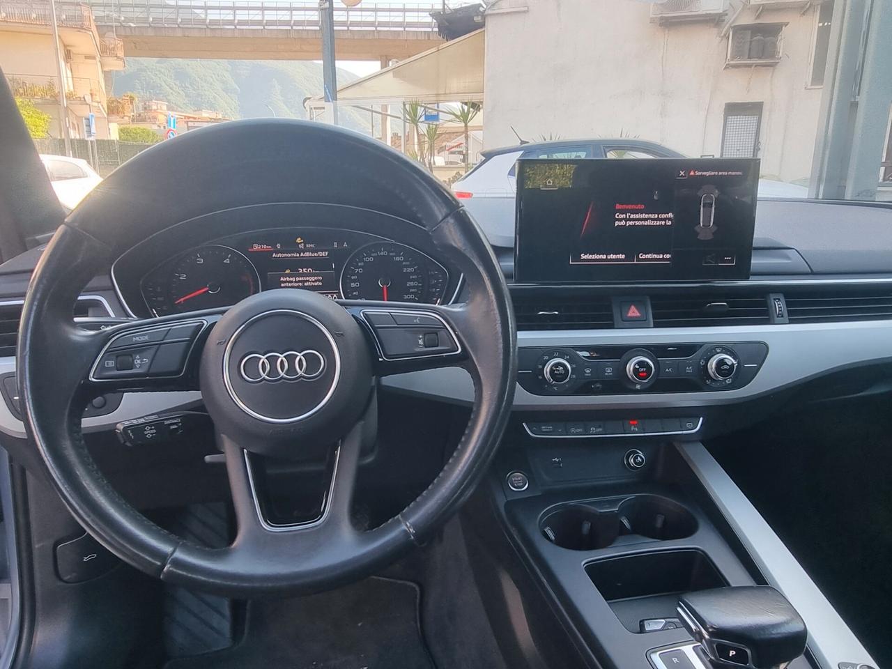 Audi A4 Avant 30 TDI/136 CV S tronic Business