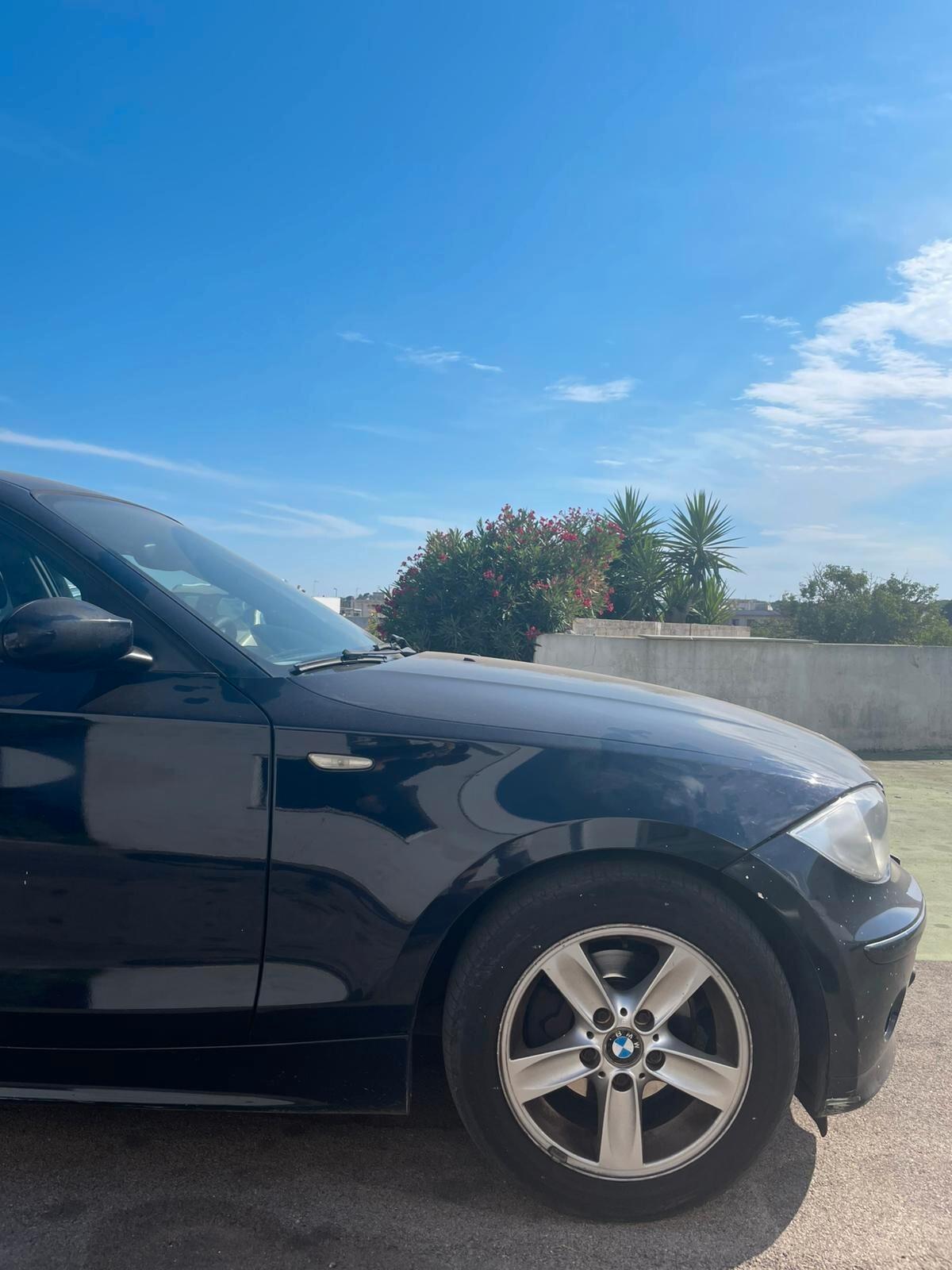 Bmw 118 118d cat 5 porte Attiva