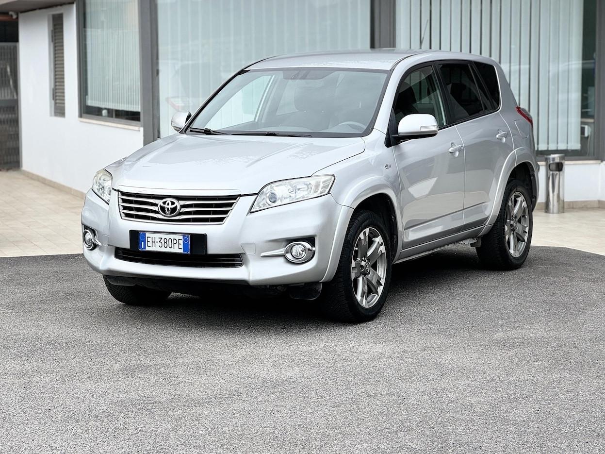 Toyota RAV 4 2.2 Diesel 150CV E5 Automatica - 2011