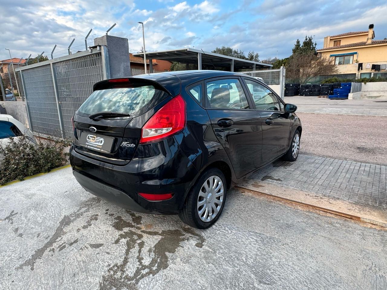 FORD FIESTA 5 PORTE - NEOPATENTATI