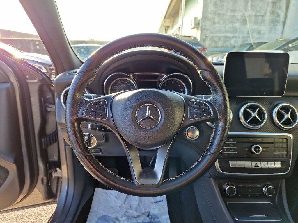 Mercedes Classe A 200 200 D Sport 7G-DCT