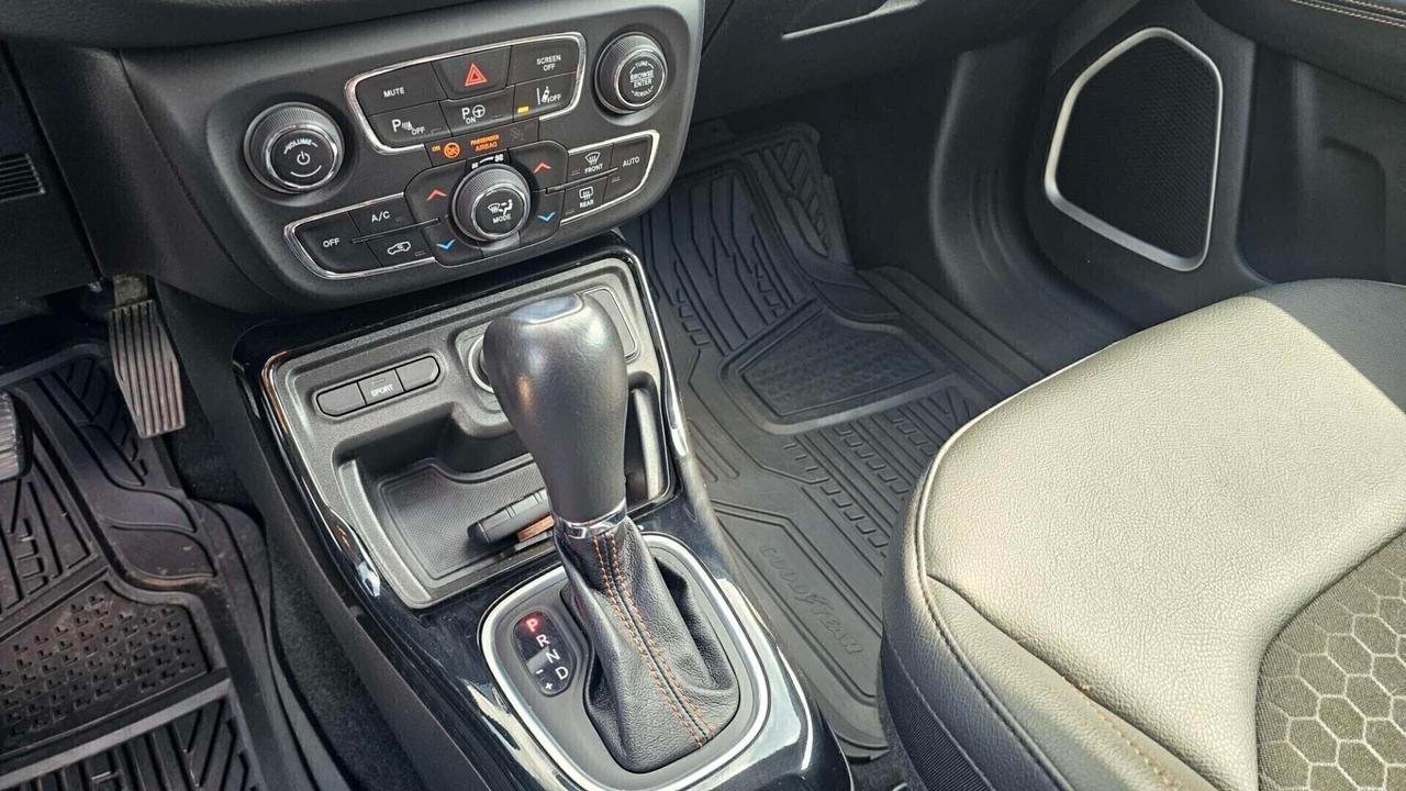 Jeep Compass 1.3 Turbo T4 2WD Night Eagle