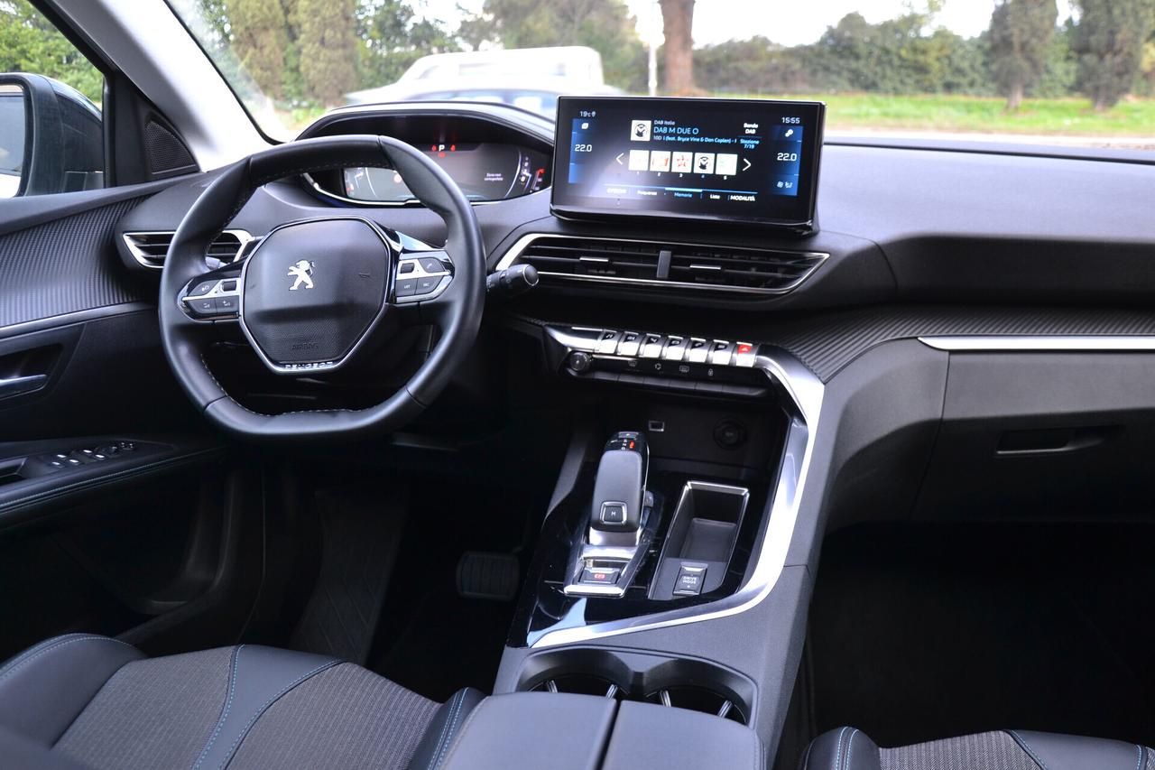 Peugeot 5008 1.5 HDi 130CV 7POSTI AUT.+NAV+LED+RCAM+PELLE+PDC