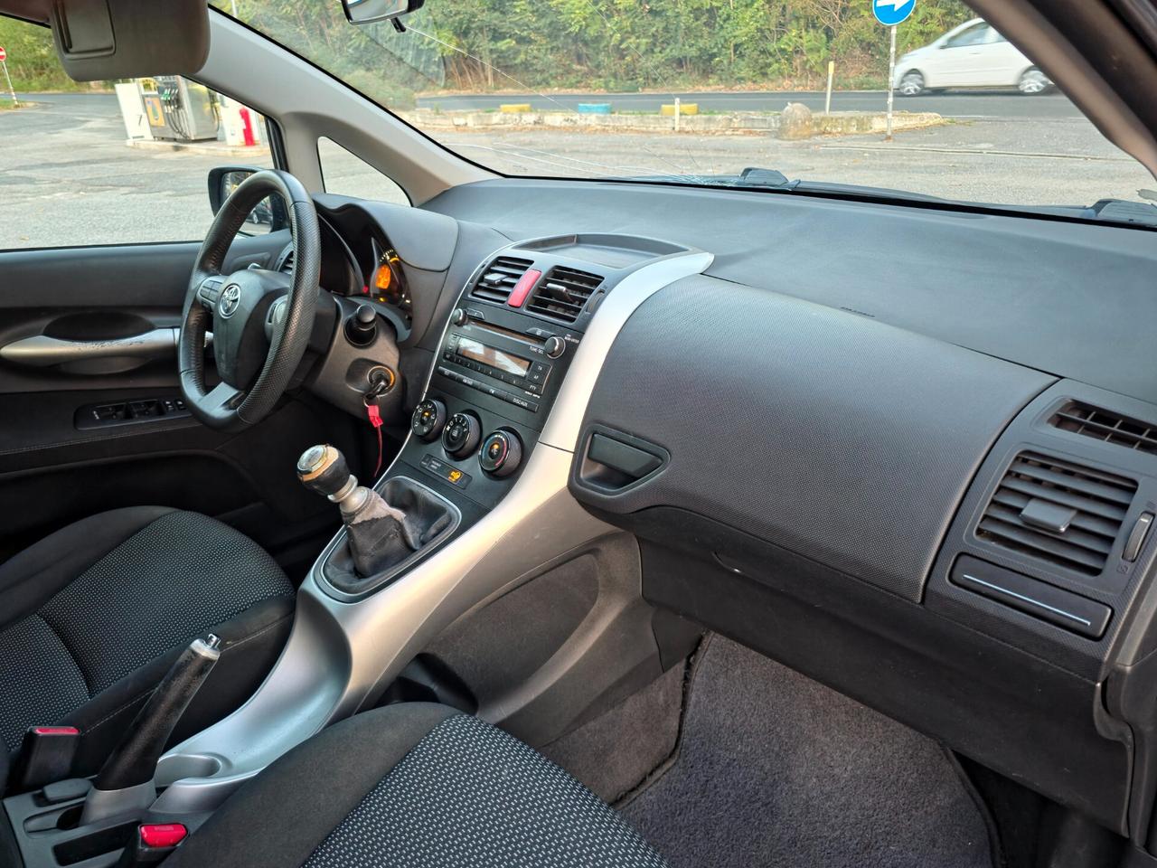 Toyota Auris 1.4 D-4D 5 porte CV-90 E4 Manuale NEO 2010