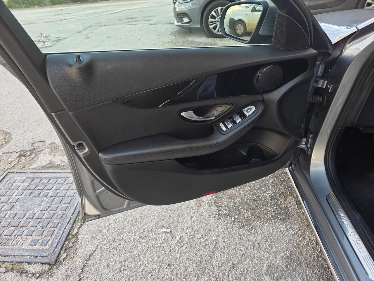 MERCEDES C220 2.2 170 CV LED FULL OPT KM CERTIF