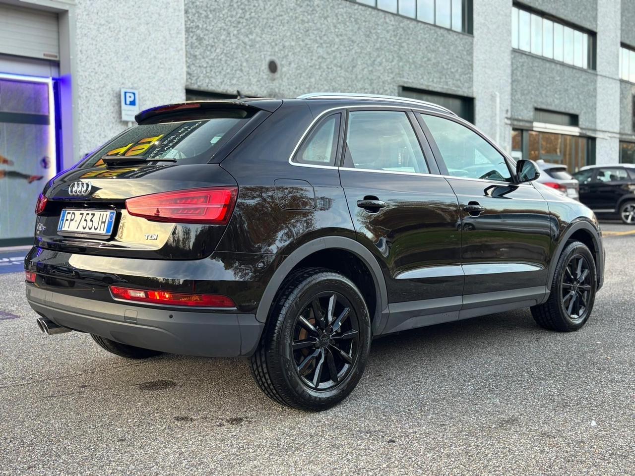 Audi Q3 2.0 TDI 120 CV S tronic Sport”TETTO APRIBILE”