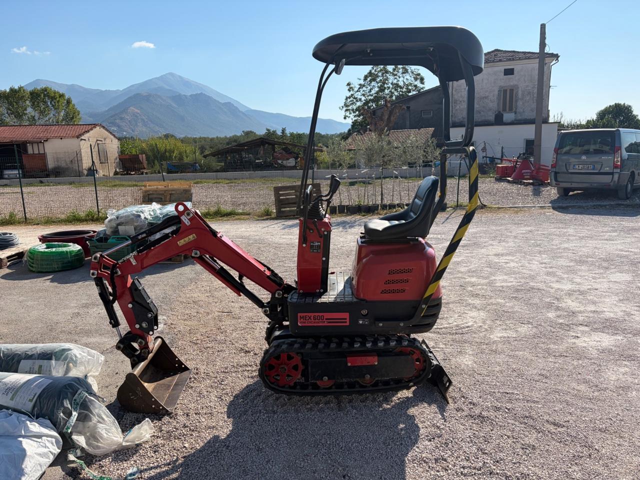 Escavatorino mex 600