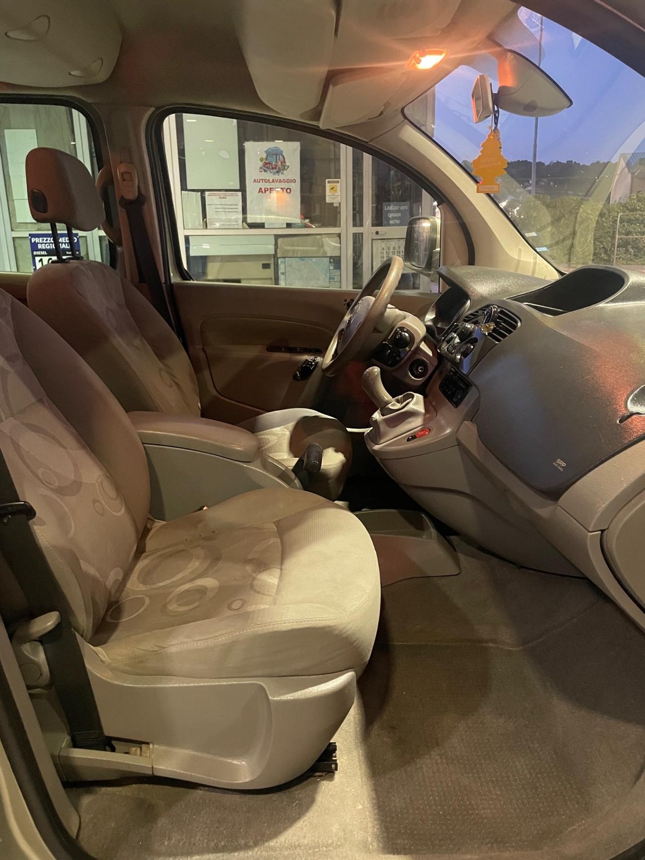 RENAULT KANGOO 1.5 DISEL 2008 NEOPATENTATI .
