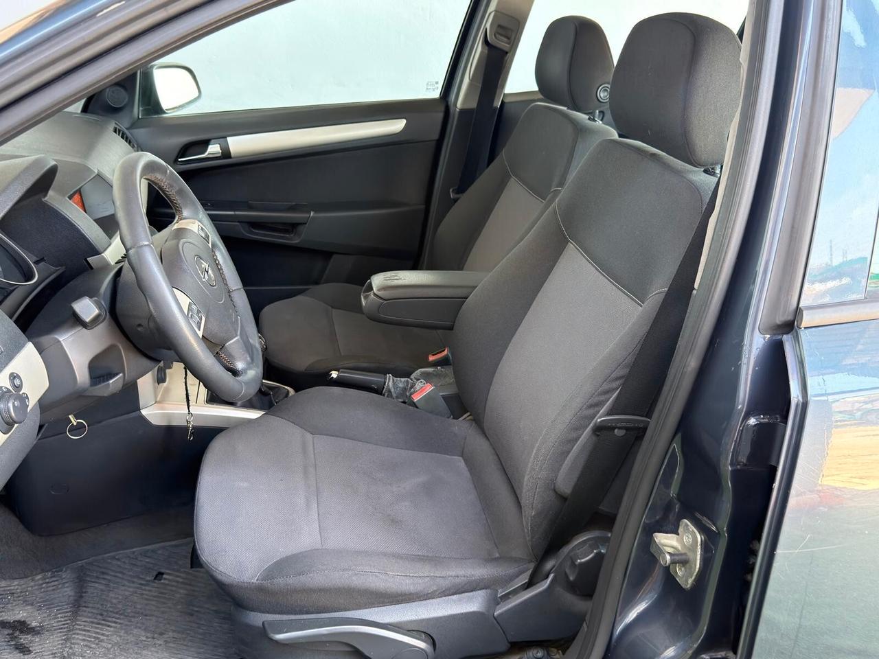 Opel Astra 1.4 16V GPL-TECH 5 porte Enjoy