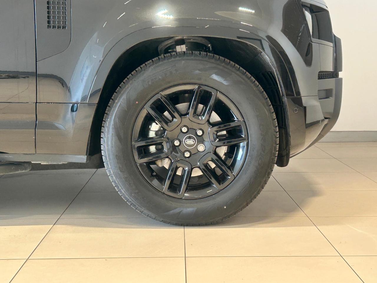 Land Rover Defender 110 3.0D 200 CV AWD Auto X-Dynamic SE MY26 AUTOCARRO N1