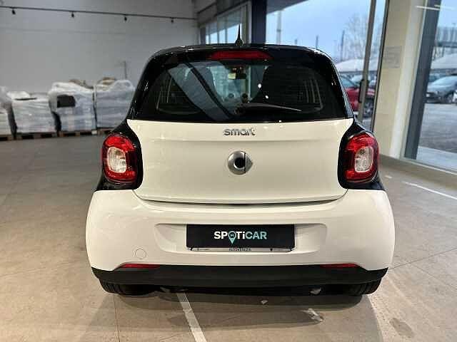 Smart forfour 70 1.0 twinamic Youngster