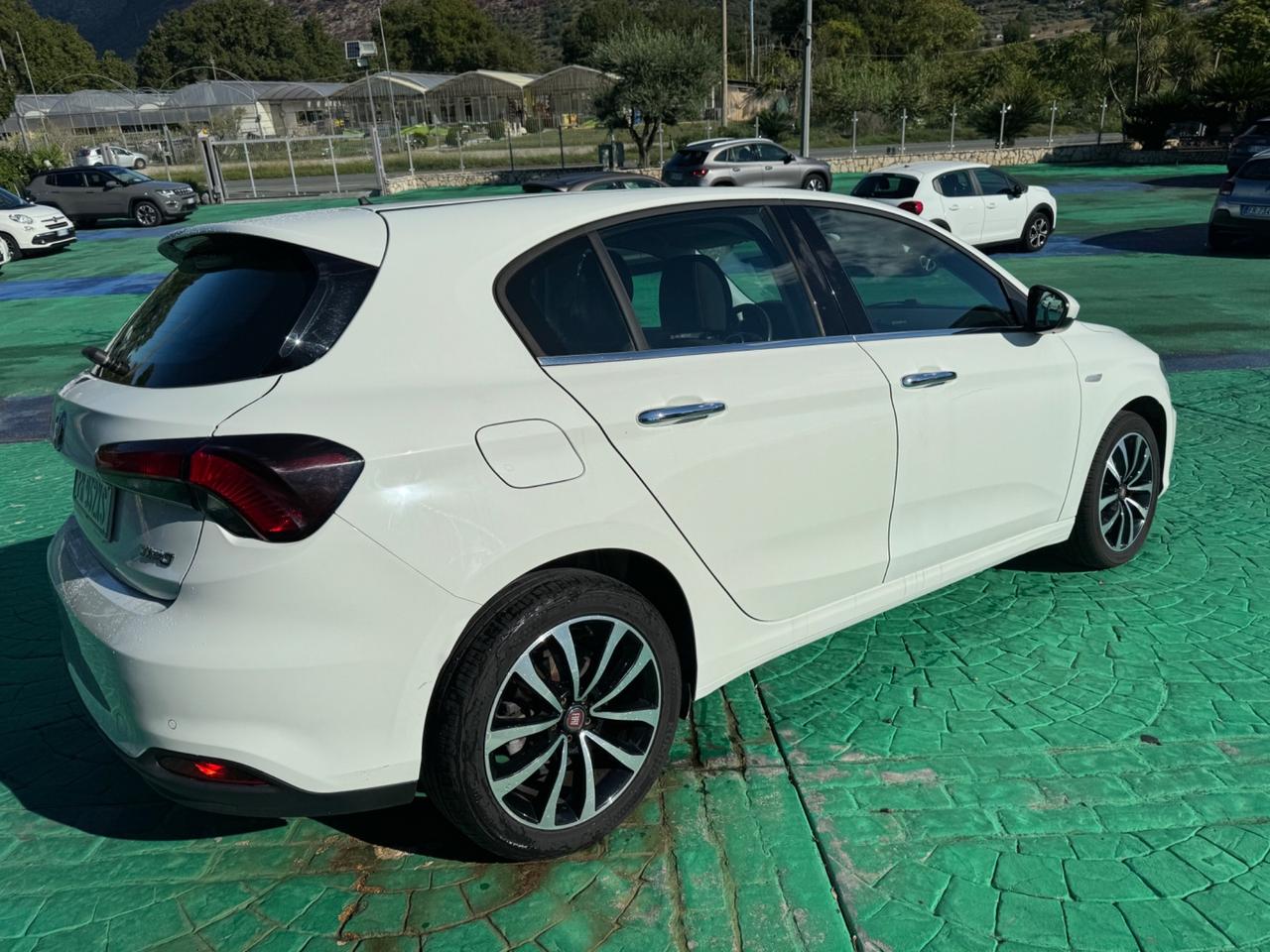 Fiat Tipo 1.6 Mjt S&S 5 porte Easy