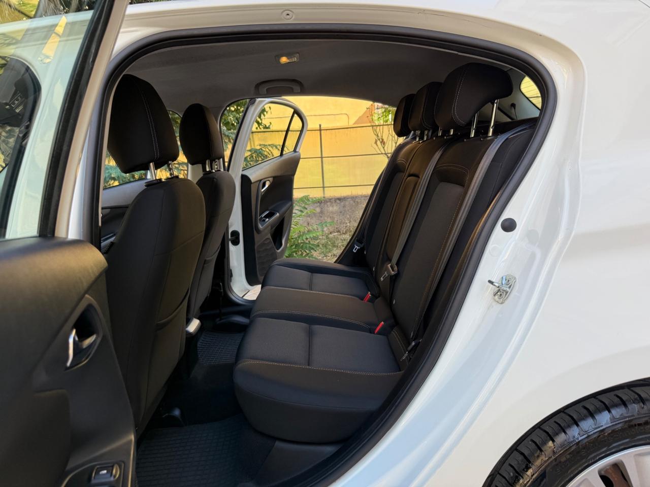 Fiat Tipo 1.6 Mjt S&S 5 porte Easy Business