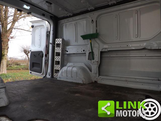 OPEL Vivaro 1.6 BiTurbo con polizza di garanzia meccanica