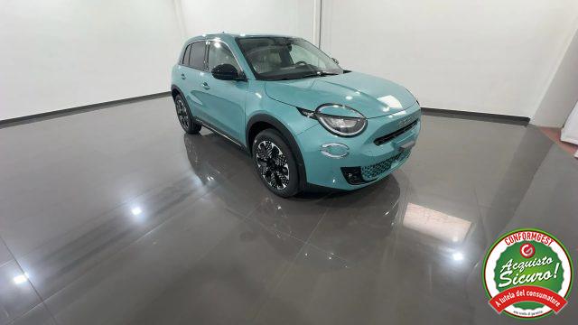 FIAT 600 Hybrid DCT MHEV La Prima