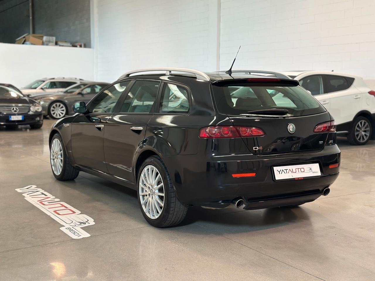 Alfa Romeo 159 3.2 JTS V6 24V Q4 Sportwagon Distinctive ASI