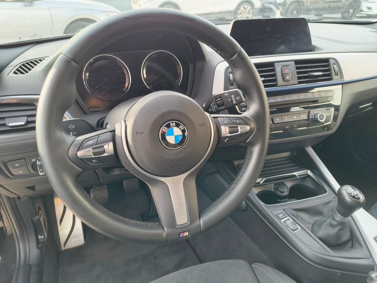 Bmw 116 116d 5p. Msport