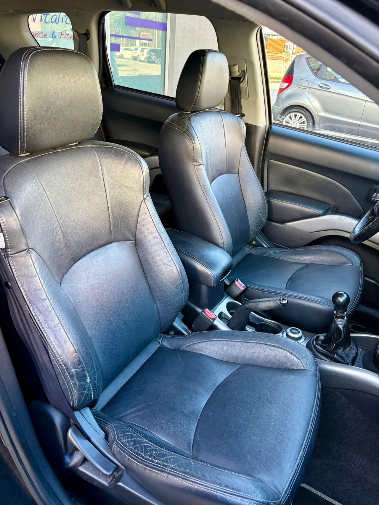 Peugeot 4007 2.2 HDi