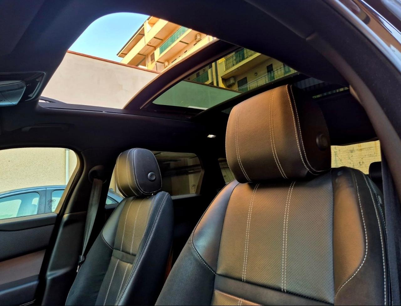 Velar 2.0D I4 240 CV R-Dynamic/unipro/rate/permute