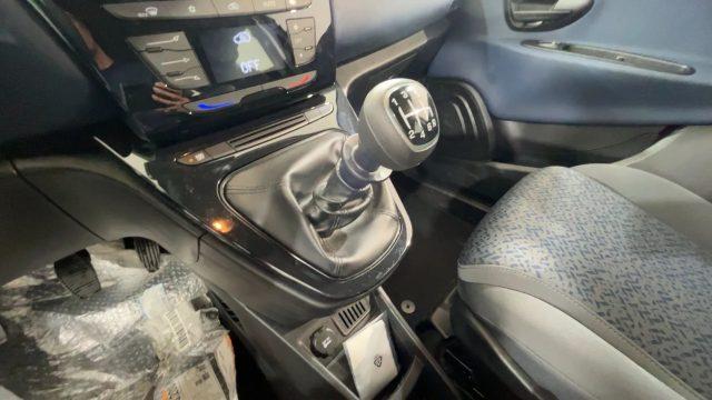 LANCIA Ypsilon 1.0 FireFly 5 porte S&S Hybrid Oro #Clima.Auto