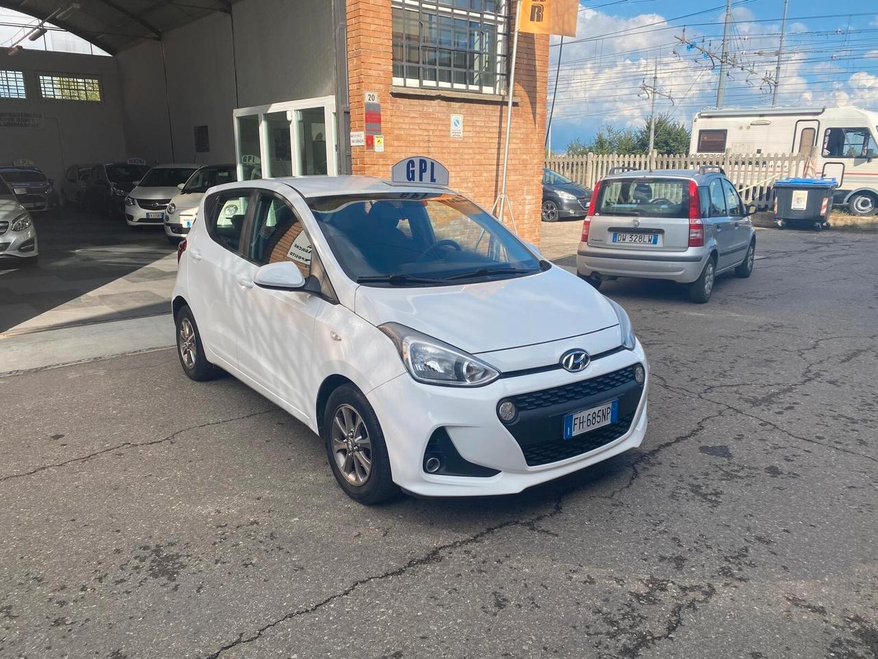 Hyundai i10 1.0 69cv GPL - OK NEOP - GARANZIA 12 MESI