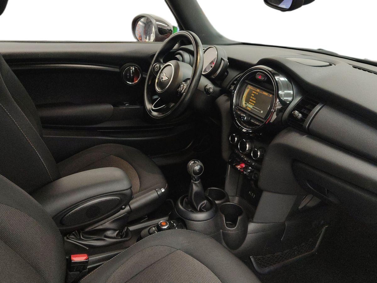 MINI Mini IV F55-F56 2014 - Mini 1.2 One 75cv 3p