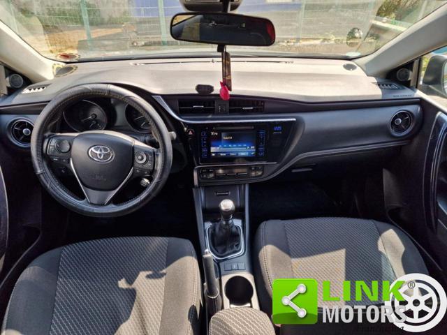 TOYOTA Auris 1.4 D-4D Active