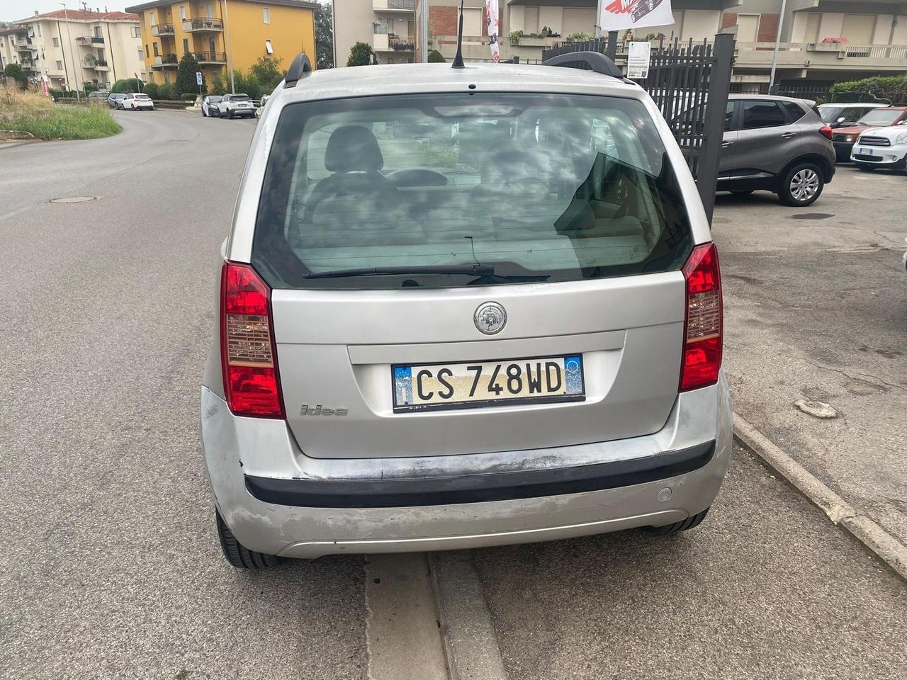 Fiat Idea 1.4 16V Active