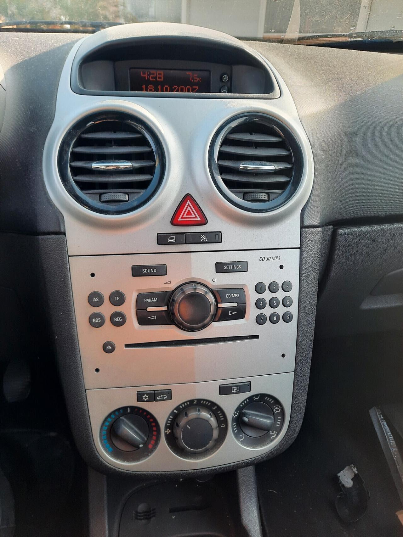 Opel Corsa 1.3 CDTI 90CV 3 porte OK NEOPATENTATI