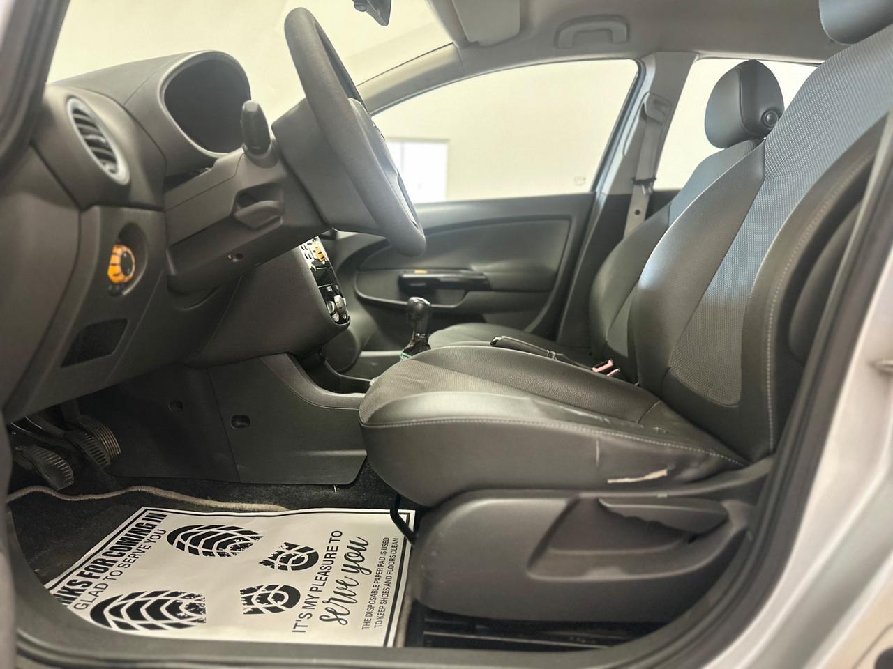 Opel Corsa 1.2 5 porte Cosmo NEOPATENTATI