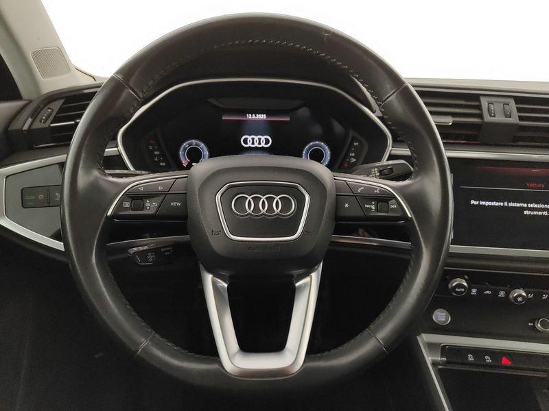 Audi Q3 35 TDI S tronic Business Advanced