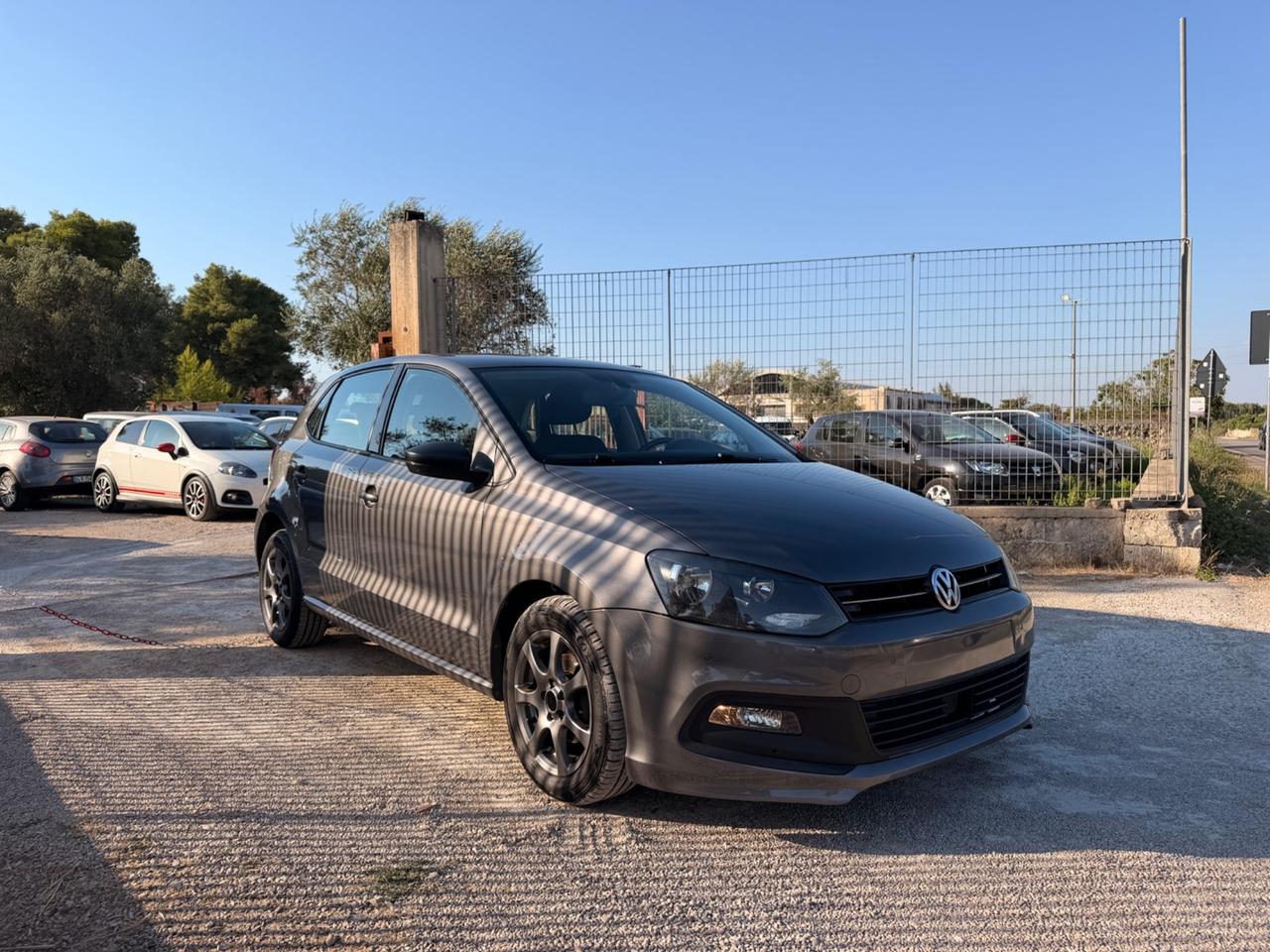 Volkswagen Polo Sport 1.4 TDI 75 cv-2016/NAVI/CLIMA