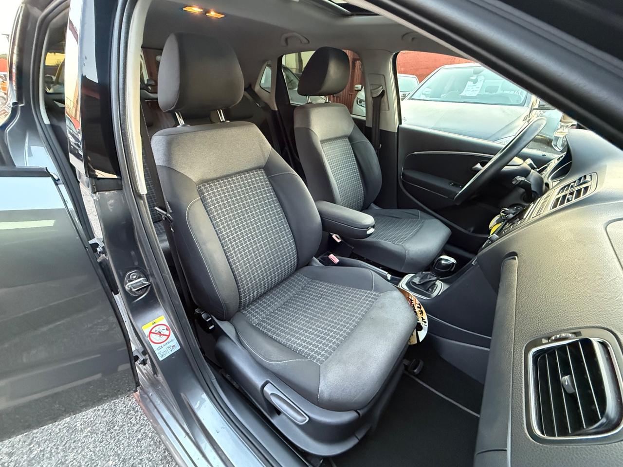 Polo 1.4 TDI 90 CV DSG -unipro-E6-garanzia-