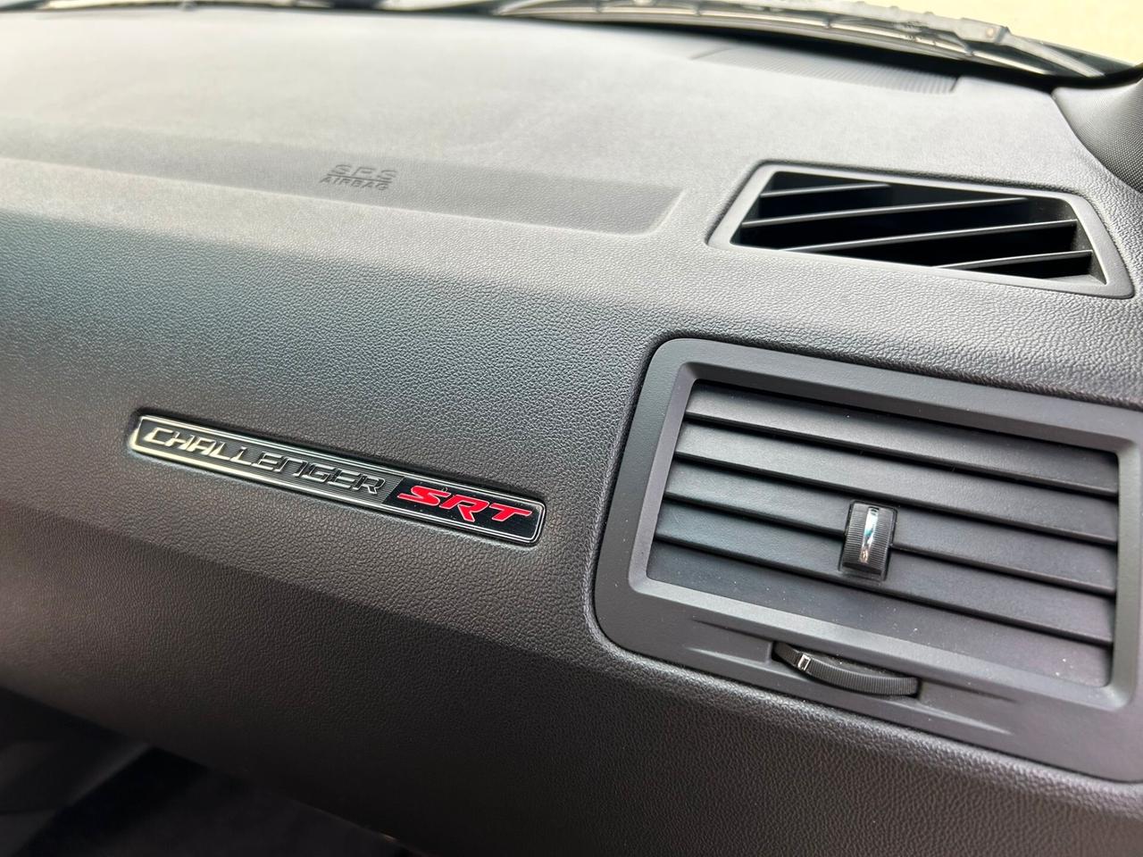 Dodge Challenger SRT-8 2009