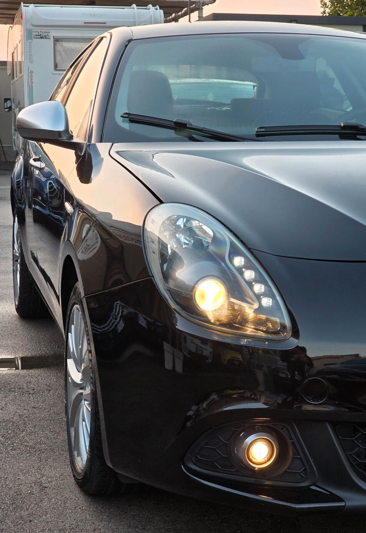 Alfa Romeo Giulietta 1.6 JTDm-2 120 CV Distinctive