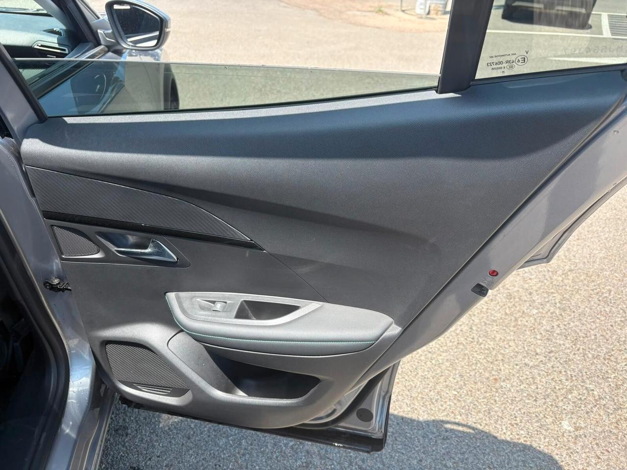 Peugeot 2008 PureTech 130 S&S Allure