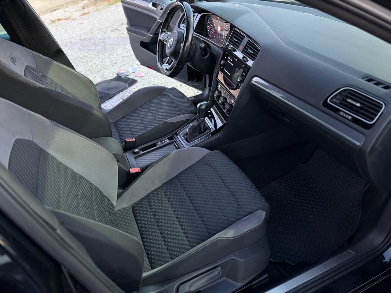 Volkswagen Golf 7.5 R-Line 1.0 TSI Dsg ok Neopatentati