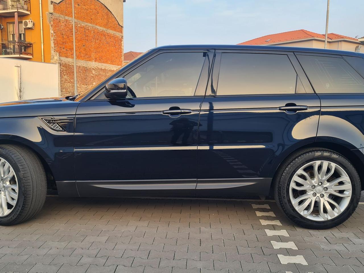 Land Rover Range Rover Sport 3.0 TDV6 HSE #9692