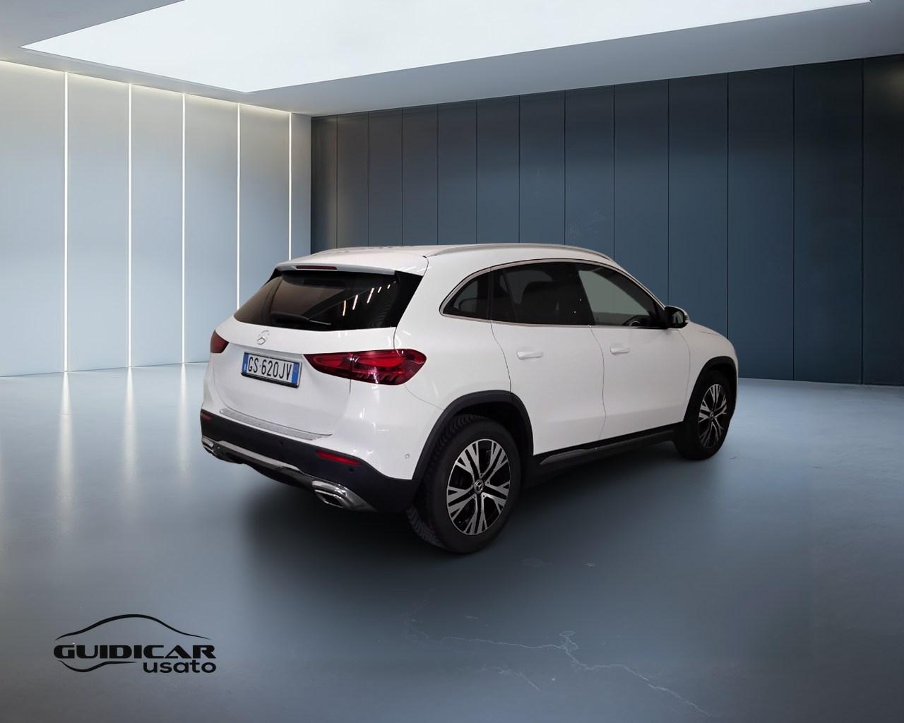 Mercedes-Benz GLA-H247 2023 - GLA 180 d Progressive Advanced auto