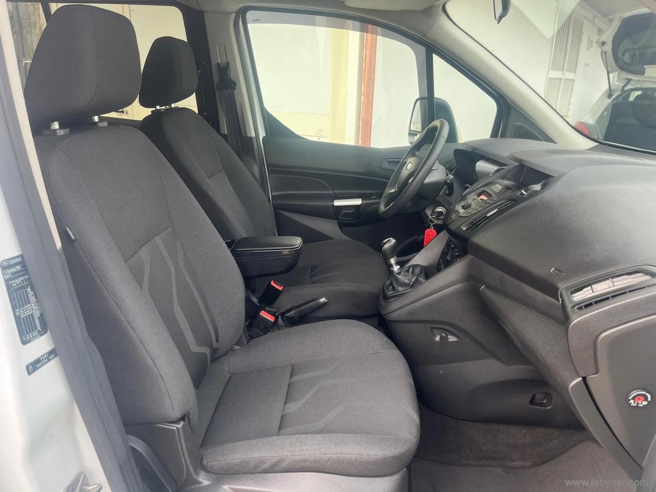 FORD Tourneo Connect 1.5 TDCi 120 CV Tit. 5P.TI AUTOVETTURA