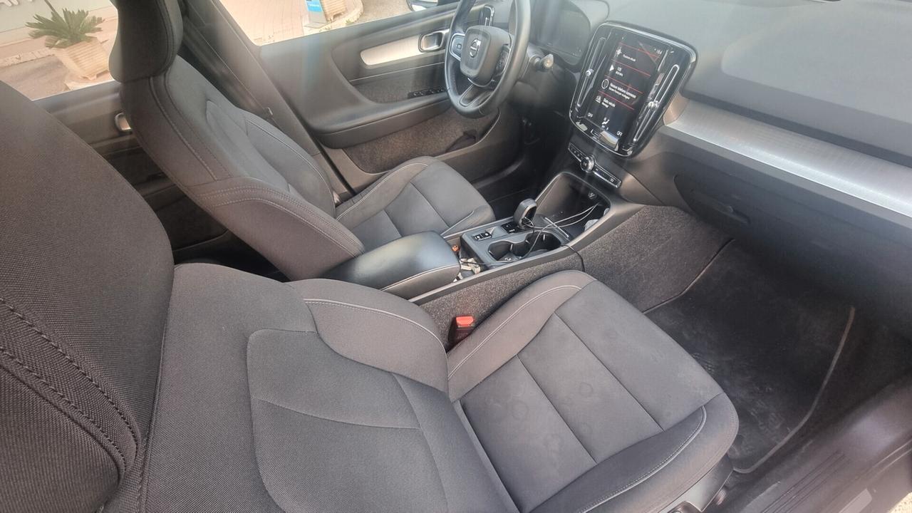 Volvo XC40 T4 1.5 Plug-in Hybrid automatico N1
