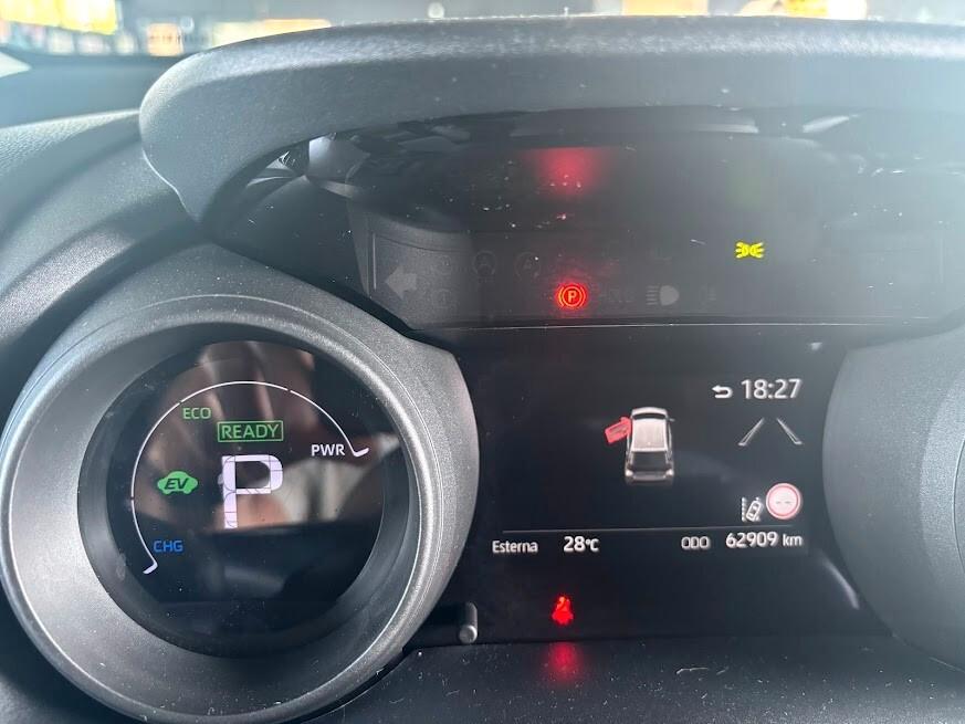 Toyota Yaris 1.5 Hybrid 5 porte Trend NEOPATENTATI