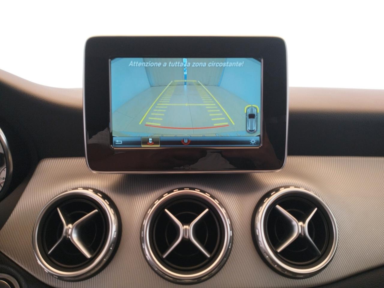 Mercedes-benz GLA 200 d Automatic Sport - NEOPATENTATI